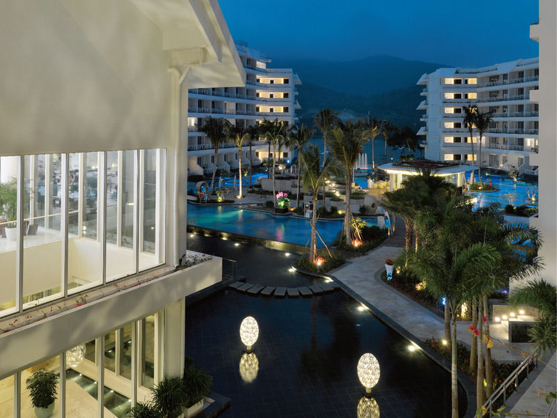 Palace Resort Yalong Bay Sanya Luoyushangcun ภายนอก รูปภาพ