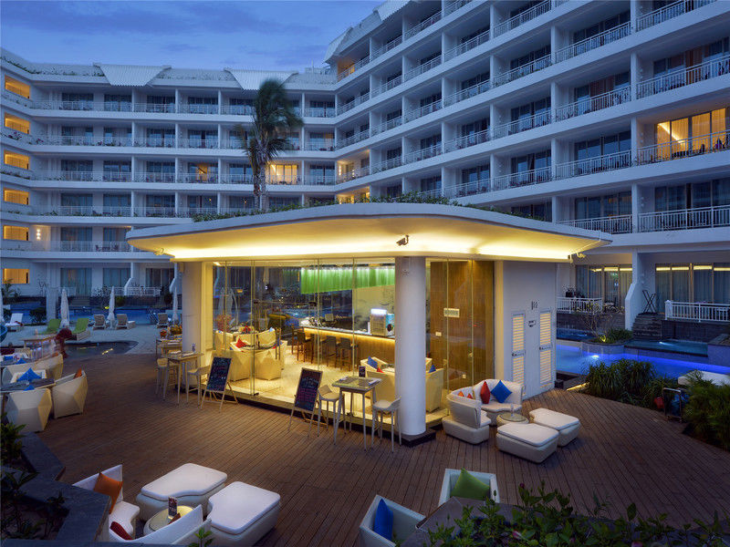 Palace Resort Yalong Bay Sanya Luoyushangcun ภายนอก รูปภาพ
