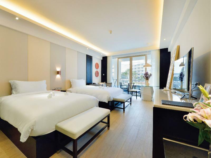 Palace Resort Yalong Bay Sanya Luoyushangcun ภายนอก รูปภาพ